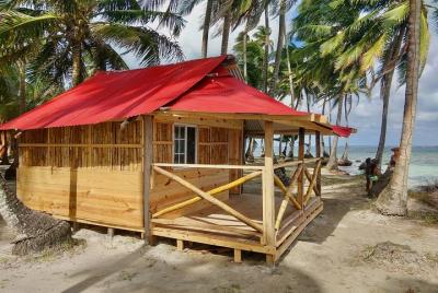 2D / 1N Paradise Island en San Blas + Tour en bote - Cabaña privada (2 huéspedes min) 2D / 1N Paradise Island en San Blas + Tour en bote - Cabaña privada (2 huéspedes min)