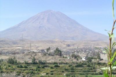 Campiña de Arequipa, Molino de Sabandía y Mansión del Fundador