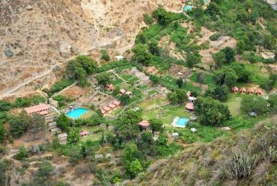 Valle del Colca. Caminata - Trek dentro del Cañón. 3 días. Valle del Colca. Caminata - Trek dentro del Cañón. 3 días.