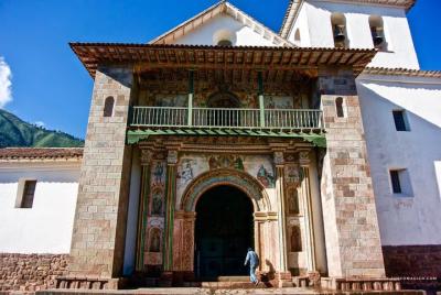 Mañana: Tour de medio día al valle sur de Cusco