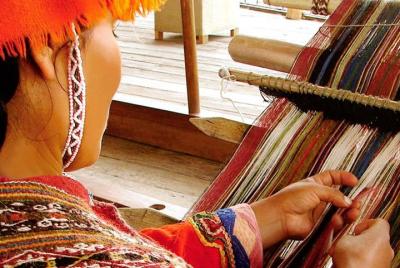 Experiencia privada de compras: distrito de Pisaq de artistas