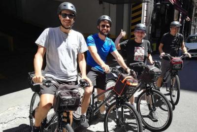 Tour en bicicleta en Miraflores y Barranco (grupo pequeño)