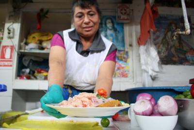 Tour gastronómico de Lima y mercados locales (grupo pequeño)