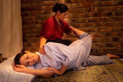 Masaje Corporal Tailandés - 1 1/2 hours