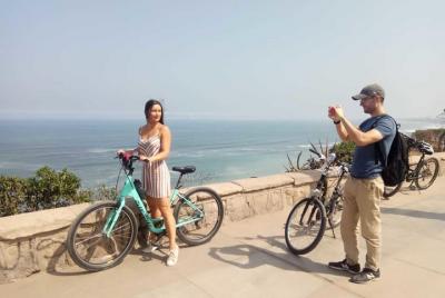 Tour en bicicleta por Miraflores y Barranco Bohemio