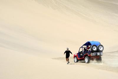 Buggies y Sandboard de Paracas