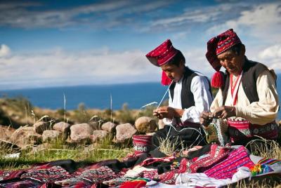 Lago Titicaca (Full Day) Uros y Taquile