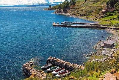 Uros y Taquile día completo y almuerzo