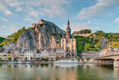 Excursión de un día a Luxemburgo desde Bruselas: dos países en un Excursión de un día a Luxemburgo desde Bruselas: dos países en un