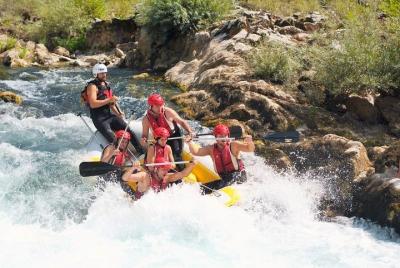 Siente la experiencia de Wild Neretva Rafting en un tour de un dí