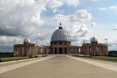 Yamoussoukro - La catedral más grande del mundo (francés o inglés