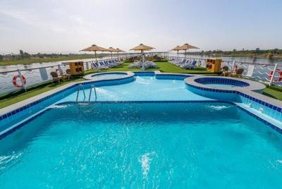 4 noches de crucero por el Nilo en Luxor y Asuán con globo aerost 4 noches de crucero por el Nilo en Luxor y Asuán con globo aerost