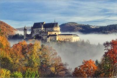 Vianden en autobús y tren Vianden en autobús y tren