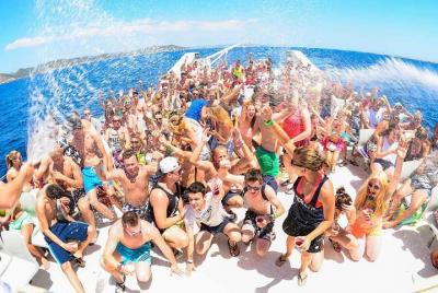 Crucero de fiesta para adultos en Cancún a Isla Mujeres