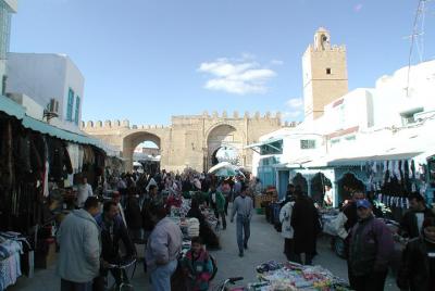 Excursión de día completo a Kairouan y El Jem desde Túnez Excursión de día completo a Kairouan y El Jem desde Túnez