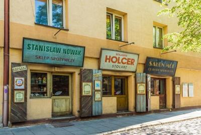 Cracovia: tour guiado por el barrio judío de Kazimierz, la fábric