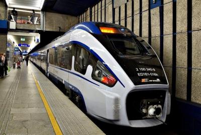 El mejor traslado de la estación de tren de Varsovia en coche pri El mejor traslado de la estación de tren de Varsovia en coche pri