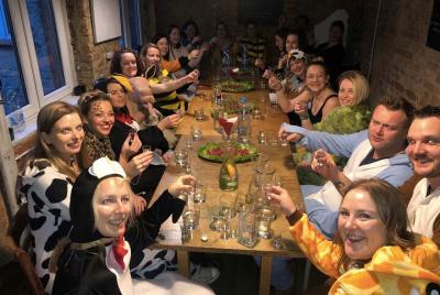 ¡Prueba los vodkas polacos con un local! ¡Prueba los vodkas polacos con un local!