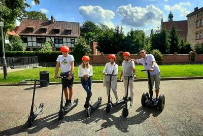 Scooter eléctrico Varsovia: visita guiada de 90 minutos del casco