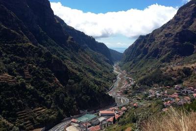 Valle de la montaña / Caminata grandiosa