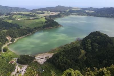 Excursión de medio día a las termas de Furnas
