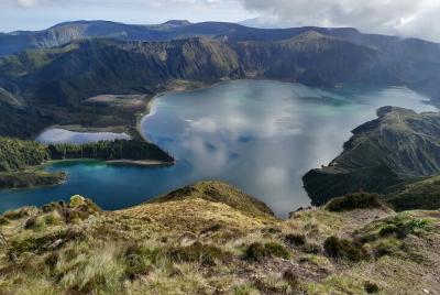 Excursión privada de medio día: Lagoa do Fogo con cata de licores