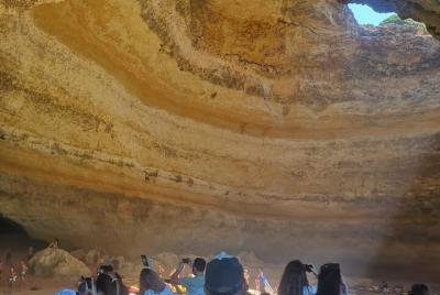 Paseo en barco por el Algar de Benagil