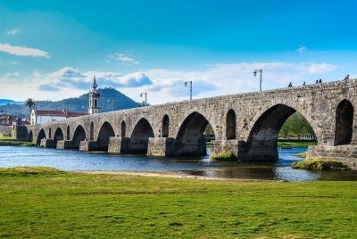 Tour de la región del vino verde: degustaciones de vino y almuerz