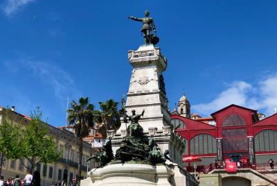 Recorrido a pie esencial por Oporto (8 participantes máximo)