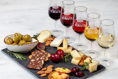 Cata de vino Porto Cruz en Espaço Porto Cruz