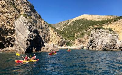 Tour en kayak por Sesimbra - Parque Natural Arrábida