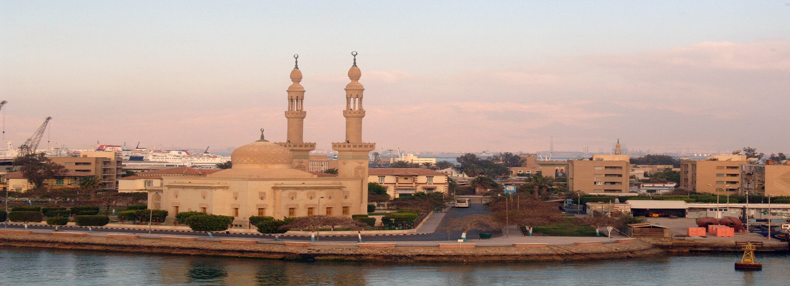 Guía de Viajes a Suez Guía de Viajes a Suez