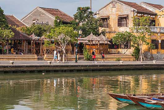 RAICES DE VIETNAM Y SAPA RAICES DE VIETNAM Y SAPA