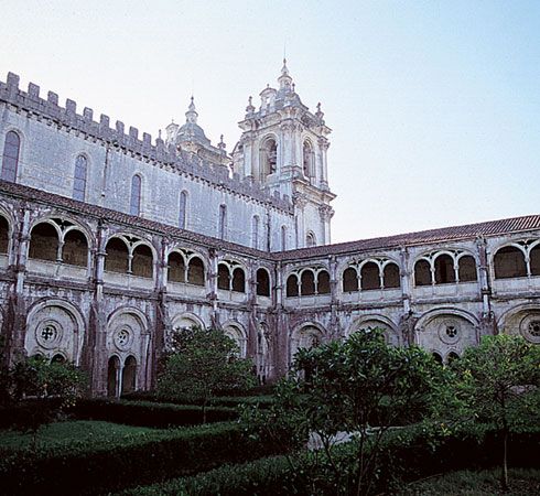 Portugal Alcobaça  Monasterio Cisterciense de Santa María Monasterio Cisterciense de Santa María Leiria - Alcobaça  - Portugal