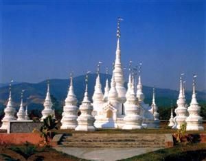 Pagoda Blanca de Manfeilong