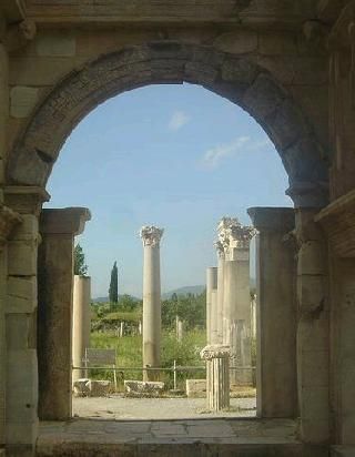 Turquía Ephesus Puerta de Magnesia Puerta de Magnesia Izmir - Ephesus - Turquía