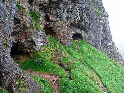 El Reino Unido Lochinver Cuevas de Inchnadamph Bone Cuevas de Inchnadamph Bone Escocia - Lochinver - El Reino Unido