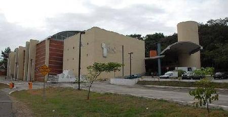 Museo Antropológico Reina Torres de Araúz.
