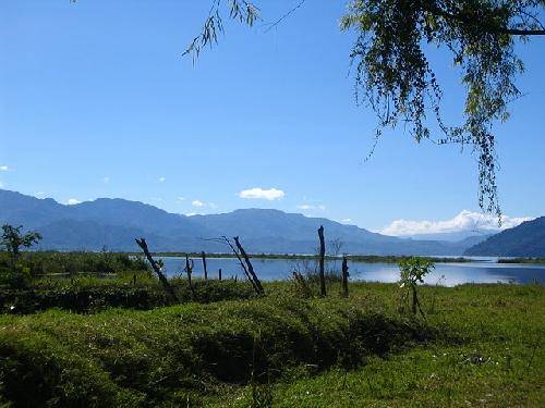 Honduras San Pedro Sula  Lago de Yojoa Lago de Yojoa San Pedro Sula - San Pedro Sula  - Honduras
