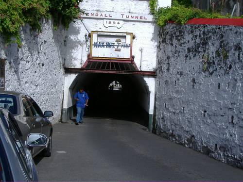Grenada Saint George Tunel Sendal Tunel Sendal Central America - Saint George - Grenada