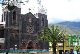 Ecuador Baños  Museo del Santuario de Nuestra Señora de Agua Santa Museo del Santuario de Nuestra Señora de Agua Santa Ecuador - Baños  - Ecuador