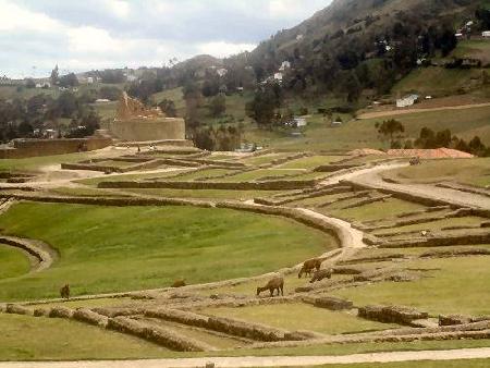 Incaicas Ruins