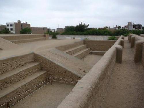 Perú Trujillo  Huaca Esmeralda Huaca Esmeralda Trujillo - Trujillo  - Perú