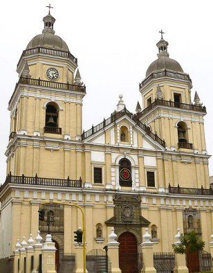 Perú Lima La Iglesia de San Pedro La Iglesia de San Pedro Perú - Lima - Perú