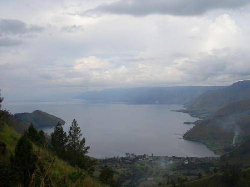 Indonesia Prapat Lago de Toba Lago de Toba Indonesia - Prapat - Indonesia