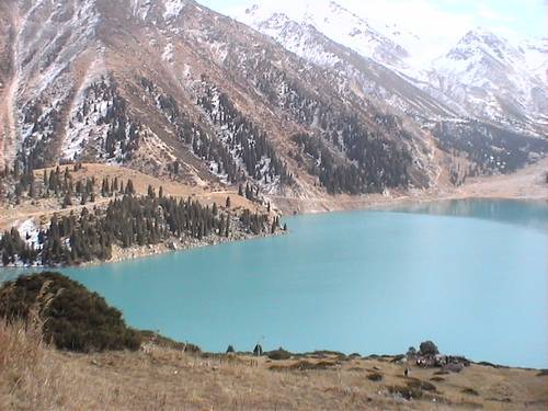 Kazajistán Almaty  Lago Bolshoe Almatinskoe Lago Bolshoe Almatinskoe Almaty - Almaty  - Kazajistán