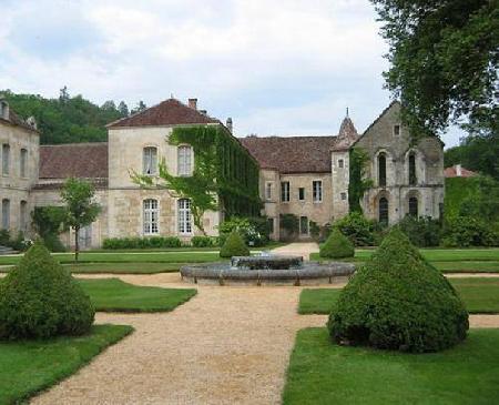 Hotels near Fontenay Abbey  Dijon