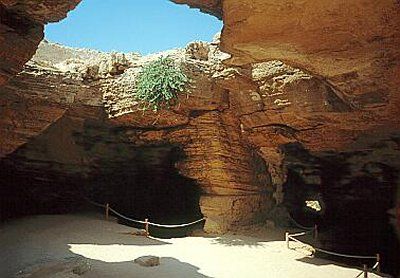 Tunez Al-huwariyah  Cuevas Romanas Cuevas Romanas Al-huwariyah - Al-huwariyah  - Tunez