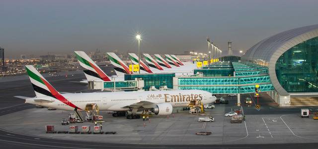   Emirates Árabes Unidos Emirates Árabes Unidos Emirates Árabes Unidos -  - 