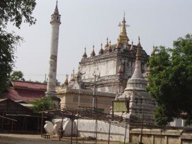Birmania Bagan Templo de Manuha Templo de Manuha Mandalay - Bagan - Birmania